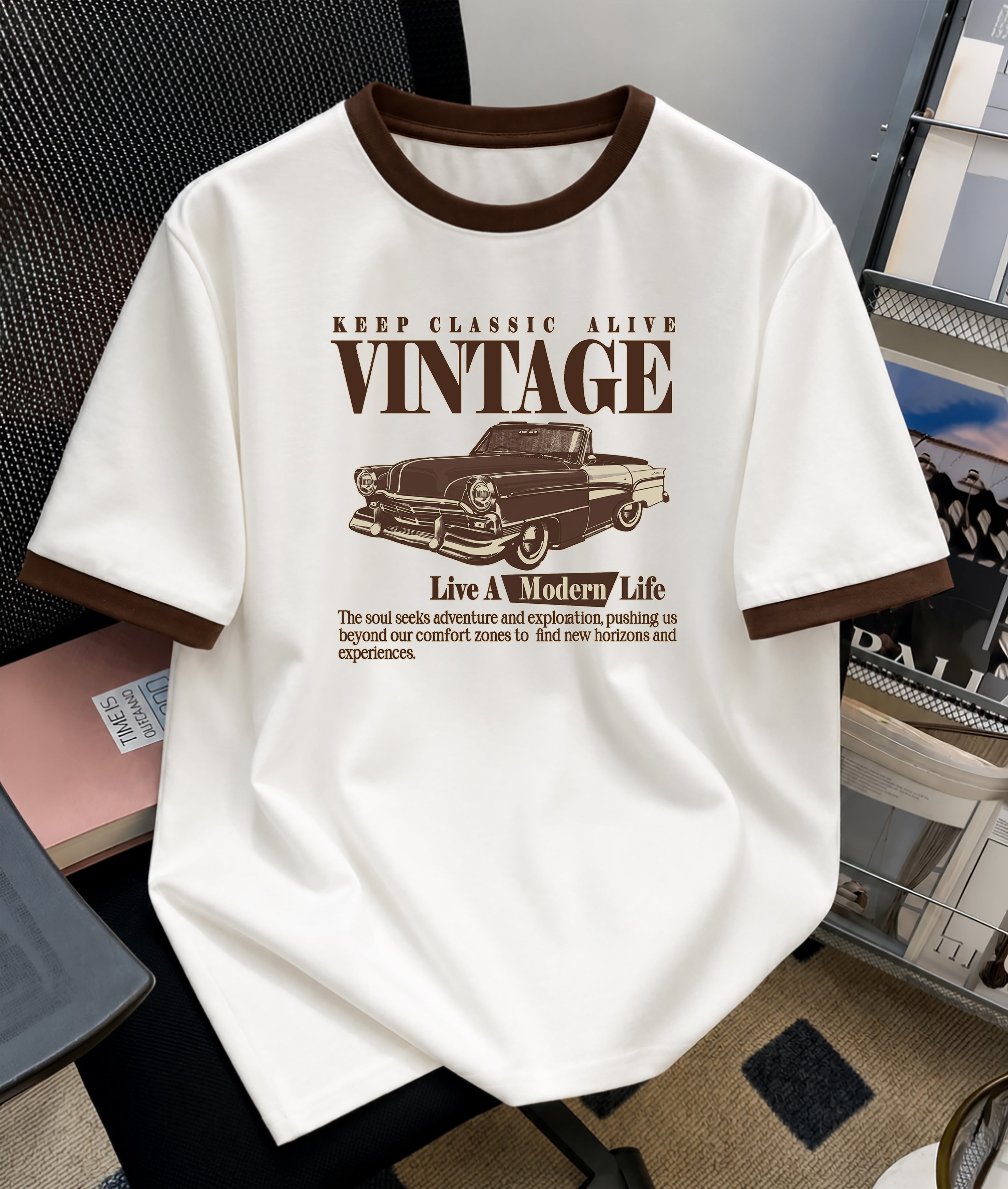 Vintage Tesla Regular Ringer printed T-shirt