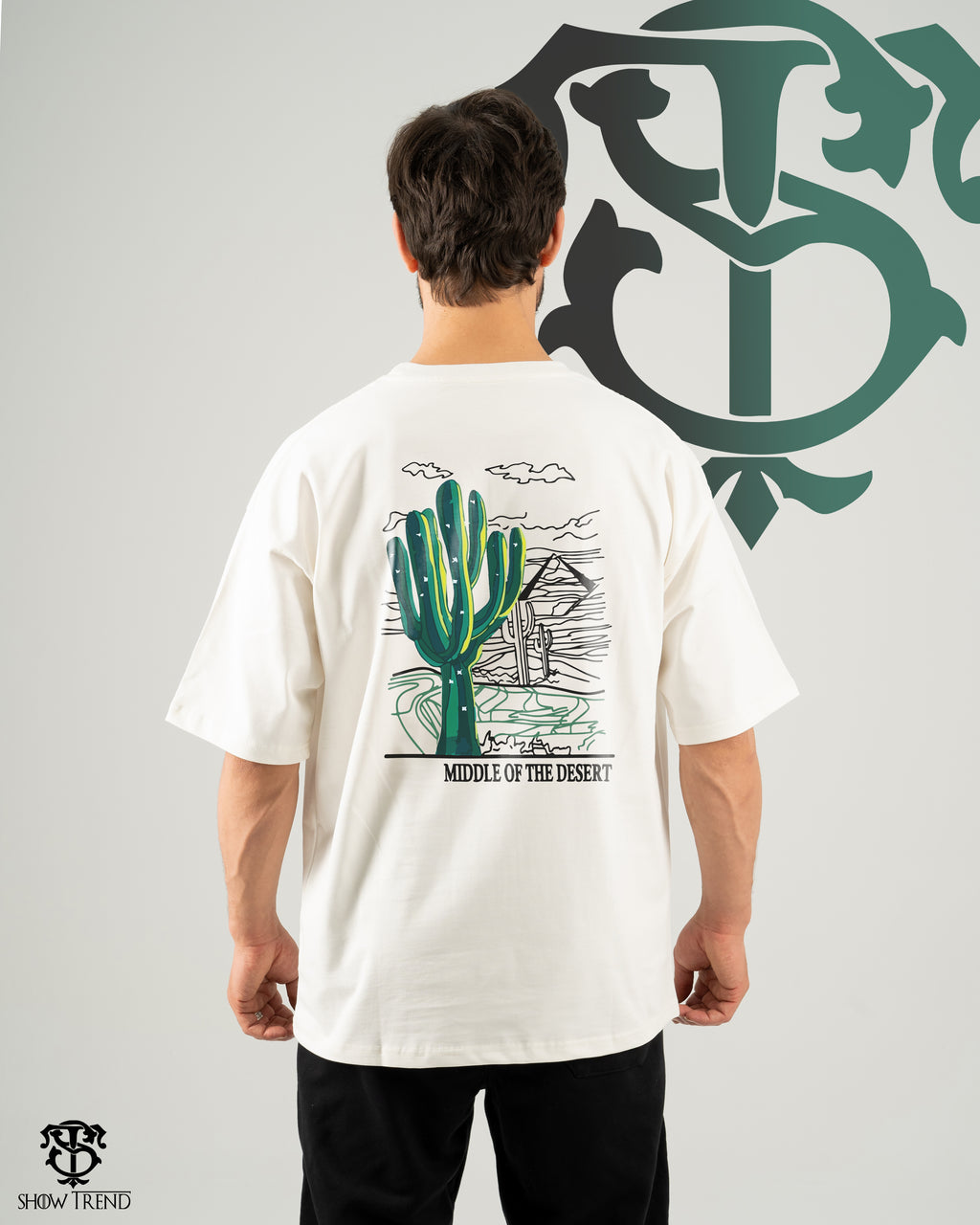 Over size bolivar printed on the front and back