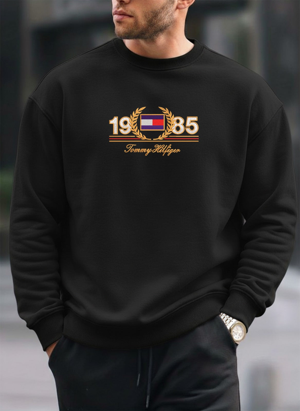 New Tommy Embroidered oversized round sweatshirt